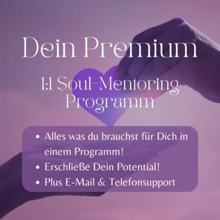 Hände halten ein violettes Herz